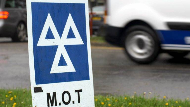 MOT sign