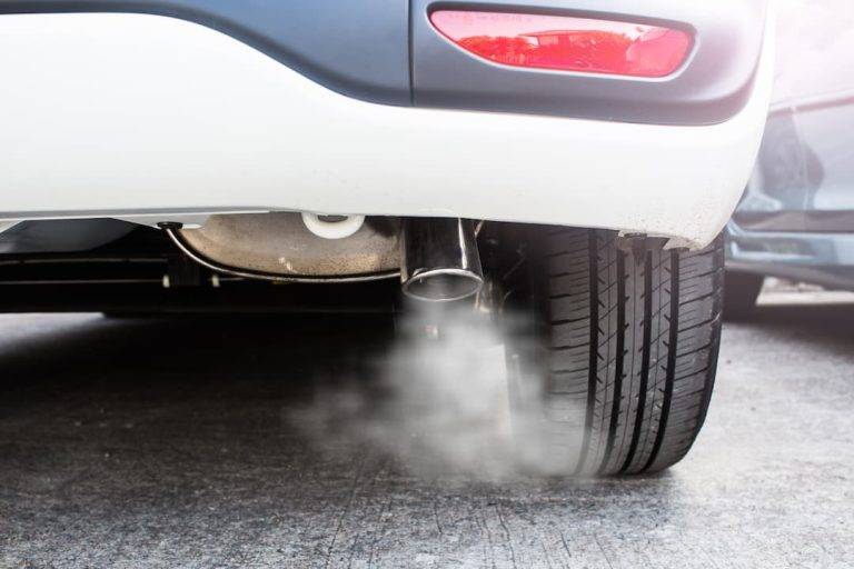 Exhaust at the back of the car smoking